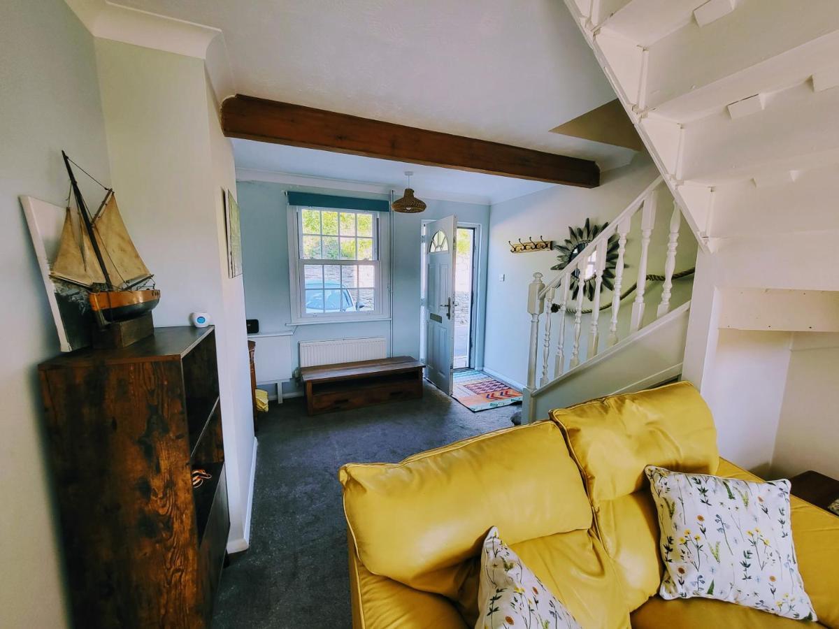 Hastings Old Town Tackleway Privileged Sea Views Whole House 3 Beds מראה חיצוני תמונה