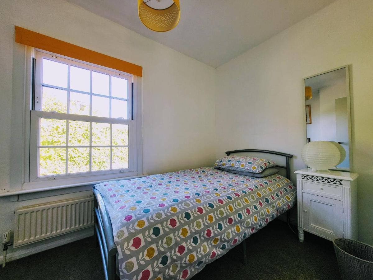 Hastings Old Town Tackleway Privileged Sea Views Whole House 3 Beds מראה חיצוני תמונה