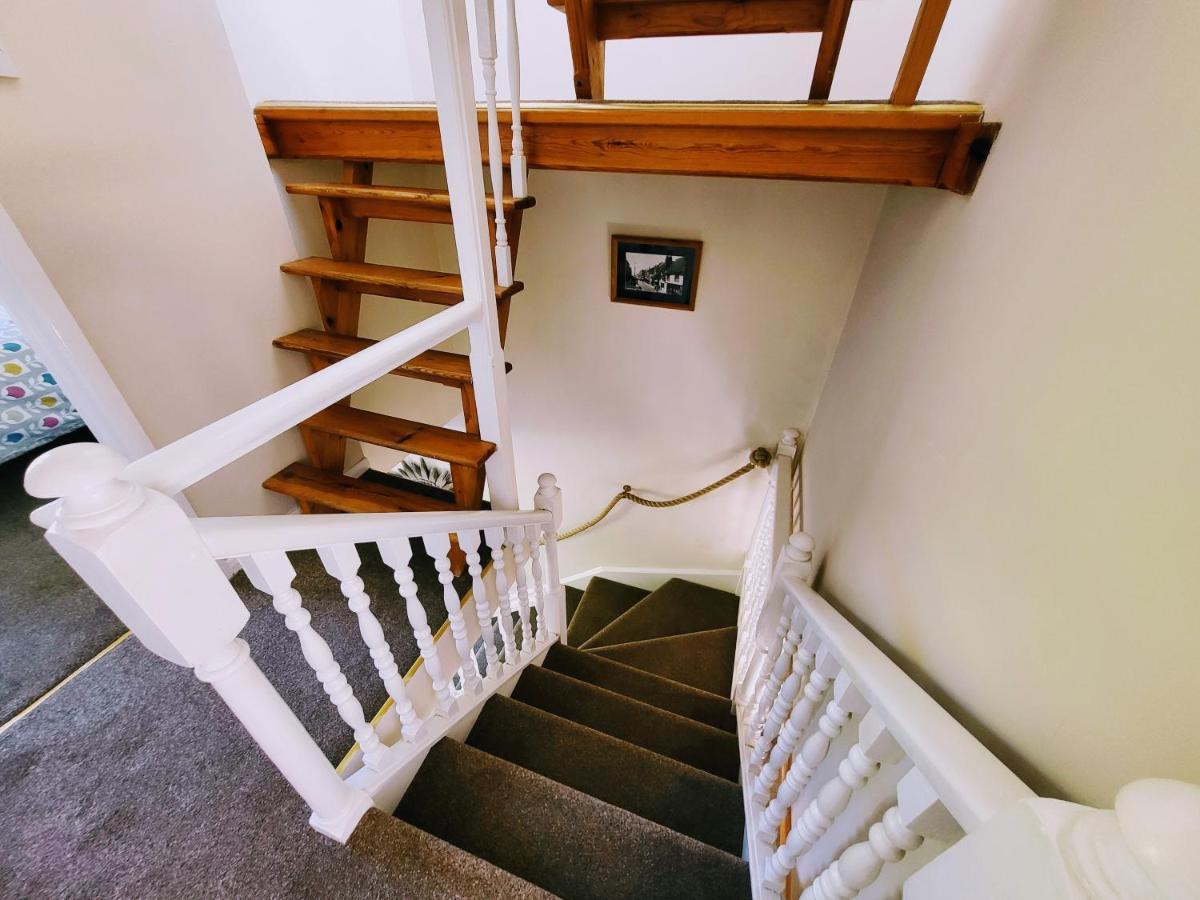Hastings Old Town Tackleway Privileged Sea Views Whole House 3 Beds מראה חיצוני תמונה
