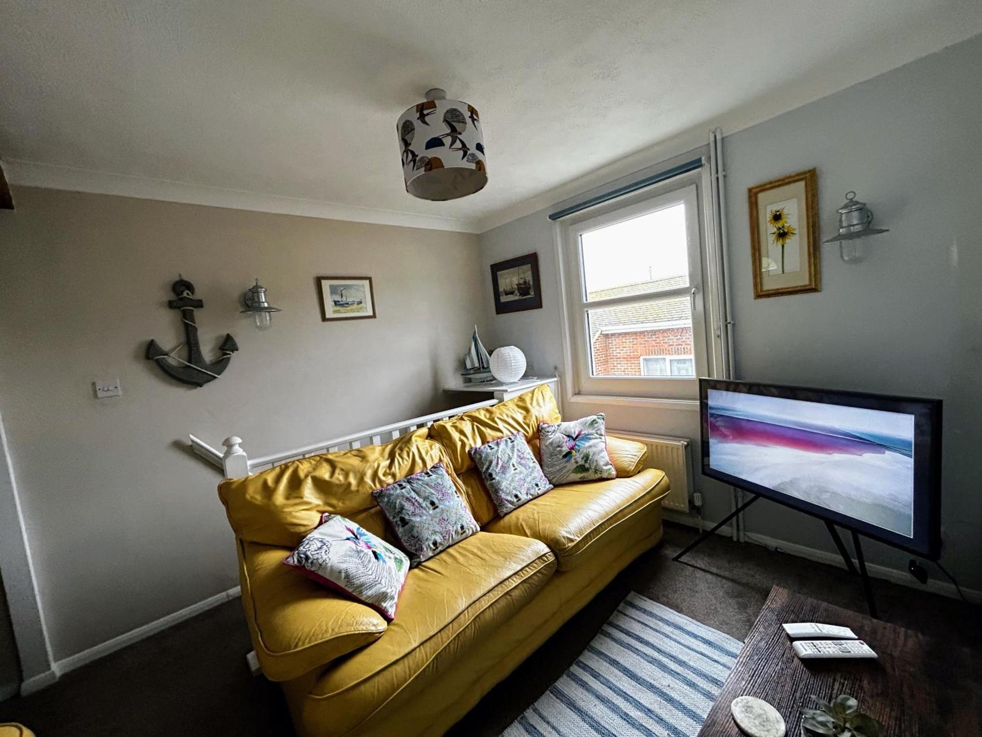 Hastings Old Town Tackleway Privileged Sea Views Whole House 3 Beds מראה חיצוני תמונה