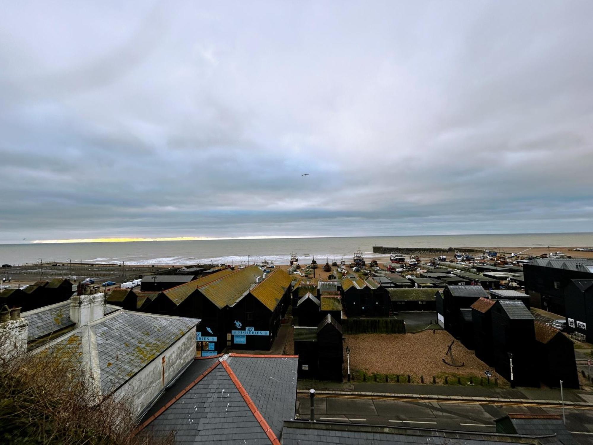Hastings Old Town Tackleway Privileged Sea Views Whole House 3 Beds מראה חיצוני תמונה