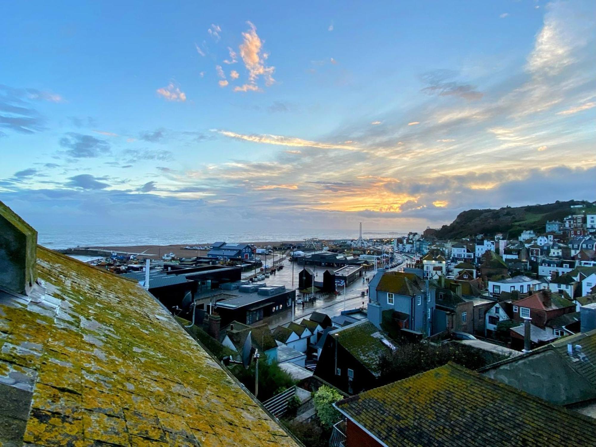 Hastings Old Town Tackleway Privileged Sea Views Whole House 3 Beds מראה חיצוני תמונה